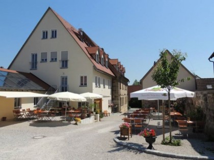 Фото: Gasthof &amp;quot;Zum gruenen Baum&amp;quot;